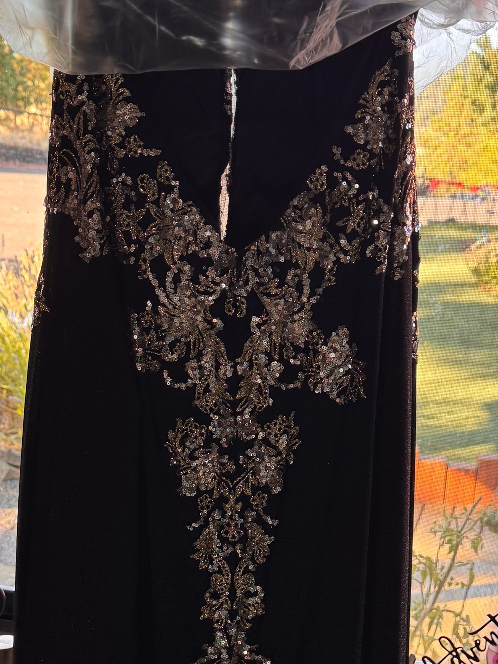 Jovani Black & Gold Embellished Evening Gown — Size 16 — New Without Tags - Picture 4 of 7